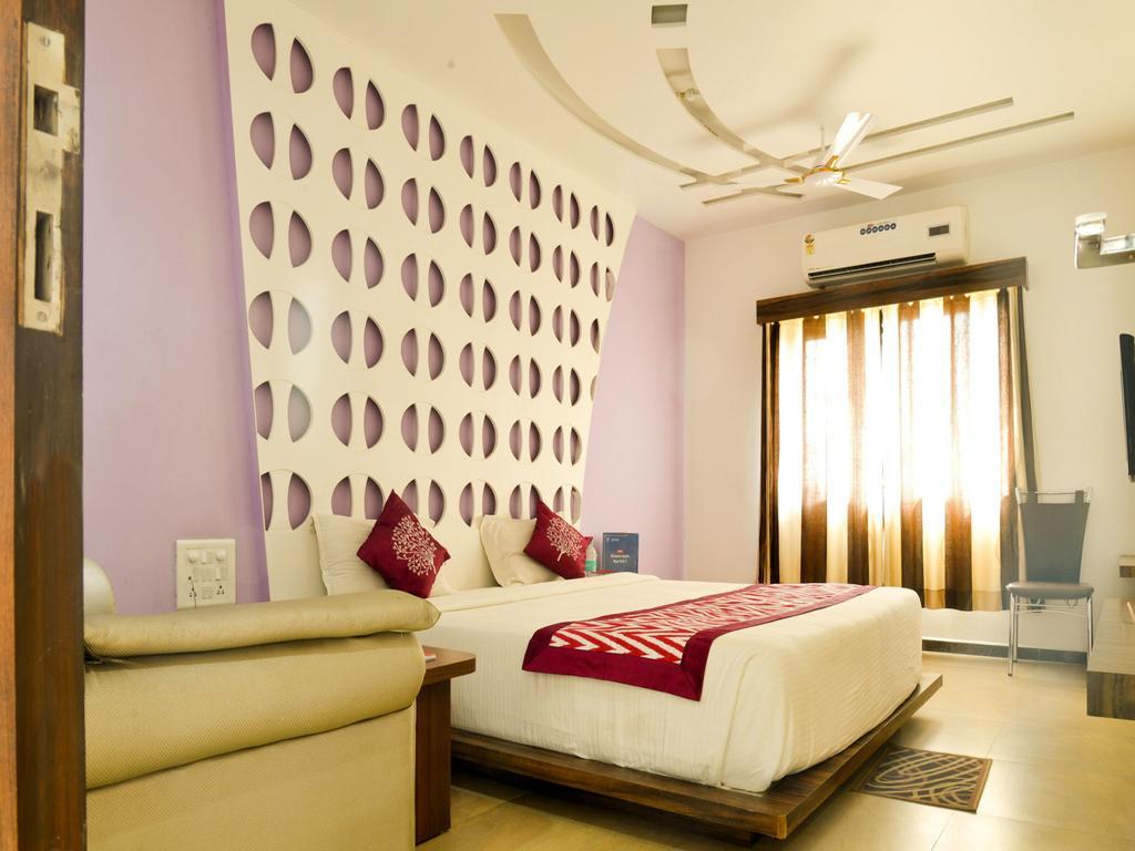 Oyo 4316 Hotel Sai Empire Shirdi Exterior photo